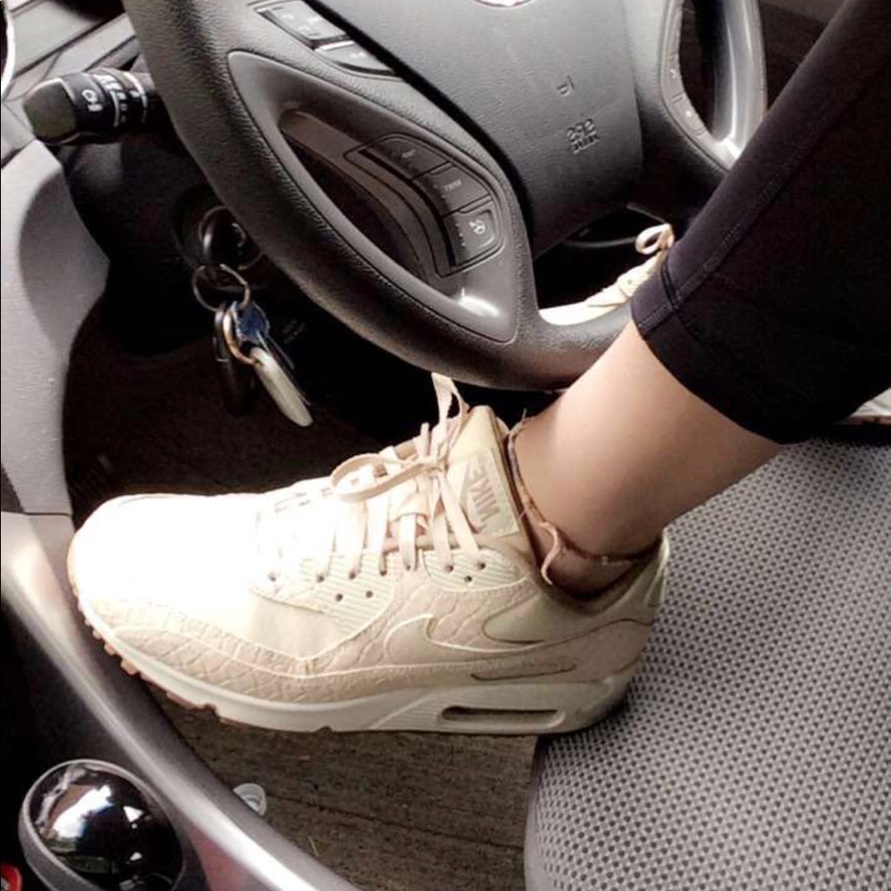 Women Nike Air Max